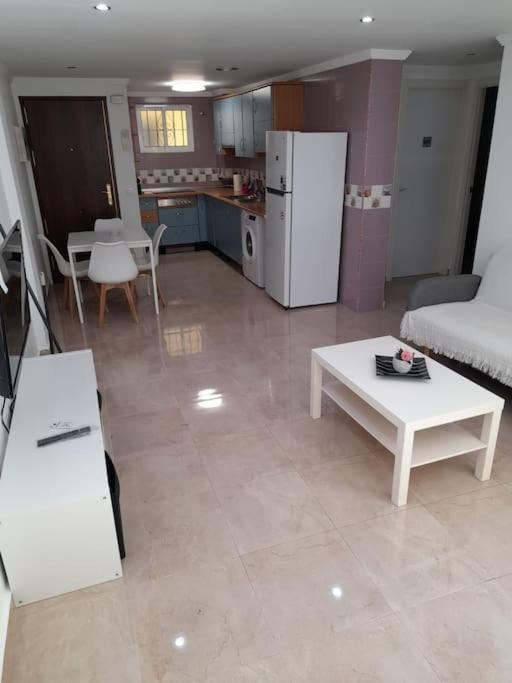 Apartment Garcia Noblejas - Apartamento En Malaga